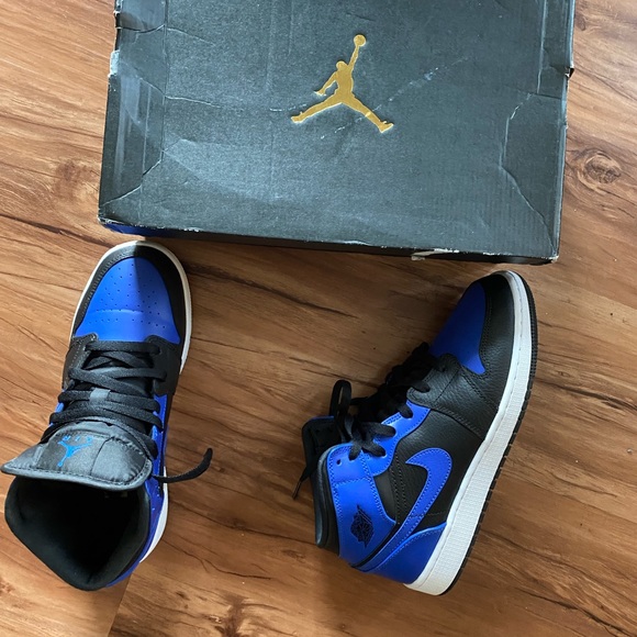 Brand new jordan 1 mid - Picture 7 of 11